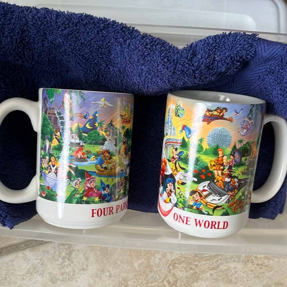 Walt Disney World coffee mugs